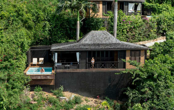 Hillside Ocean Pool Villas